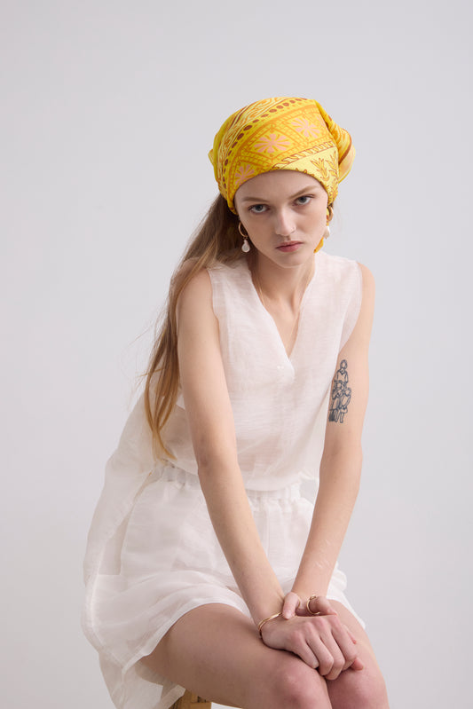 Poet Silk Short